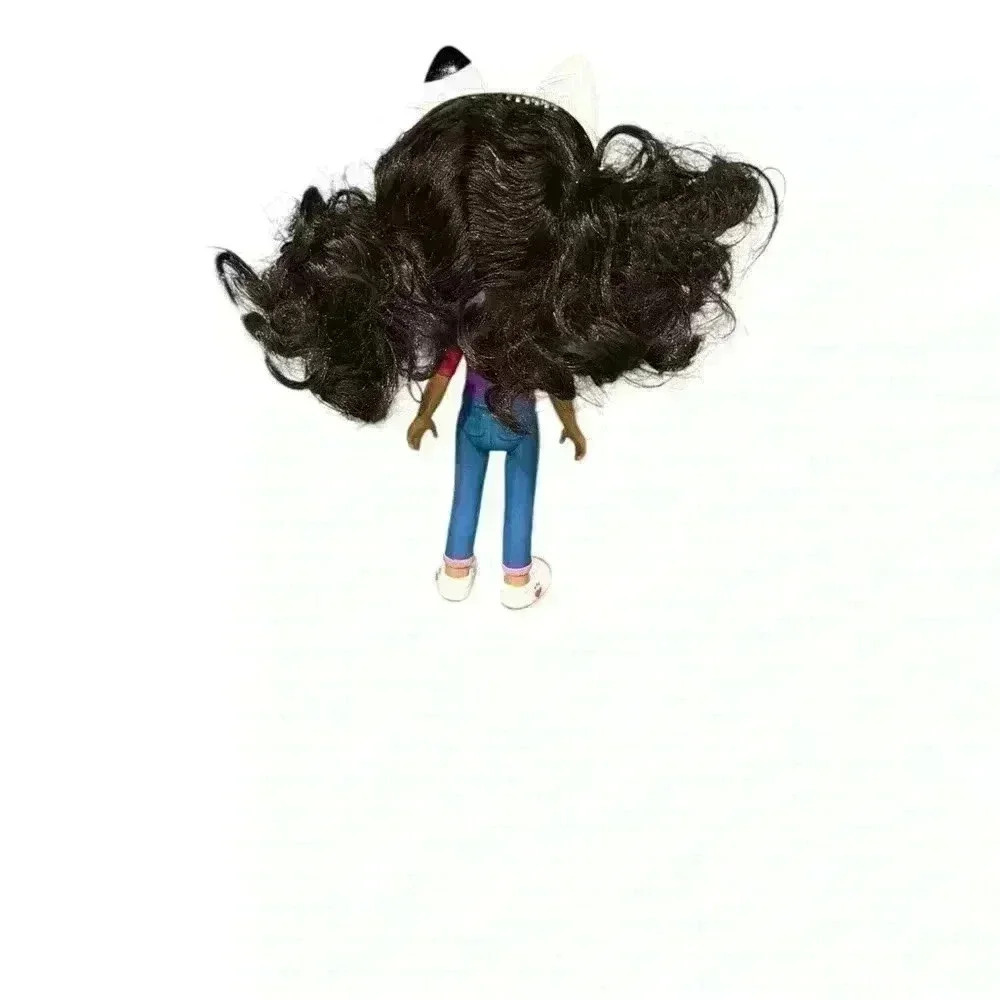 Gabby’s Dollhouse Craft-a-rific Gabby Toy 8” Doll - Picture 5 of 5